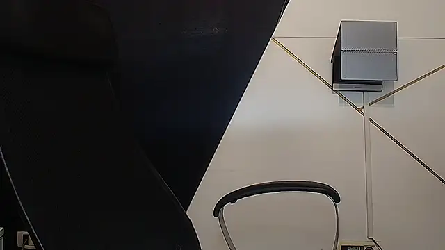 JamesMyerss' Live XXX Chat
