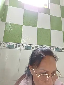 Mama_Eva_1 élő XXX-chatje