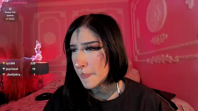 Kat_VonDe Live XXX-Chat