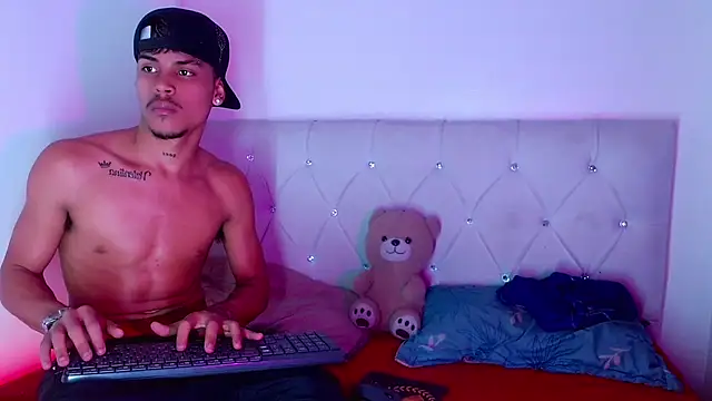 Angel_foxc13 – Naživo XXX chat