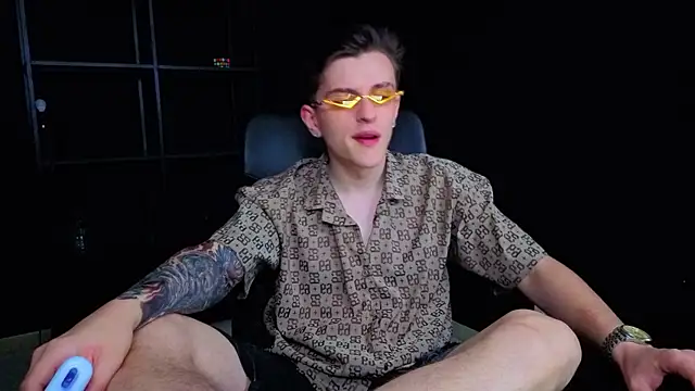 FelixStarkk live XXX chat