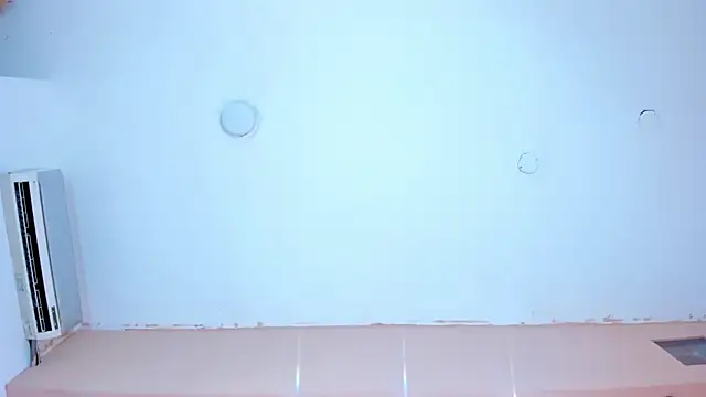 cami_rouxx's Live XXX Chat