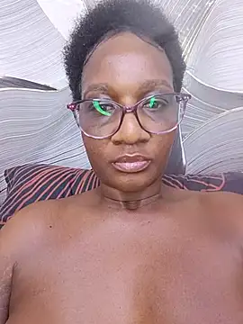 BLACKGODDESS78 Live XXX-Chat