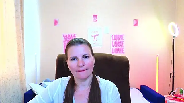 Mirabelle_Velvet Live XXX-Chat