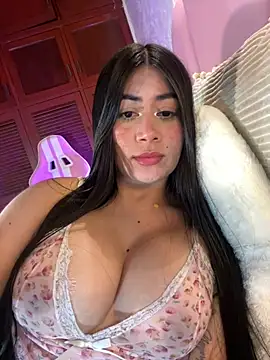 Chat +18 de _MadiLee_ ao vivo