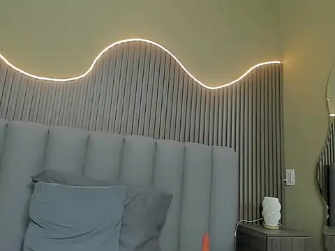 nikigoddes Webcam-Show