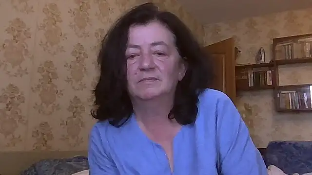 GypsiQueen2's Live XXX Chat