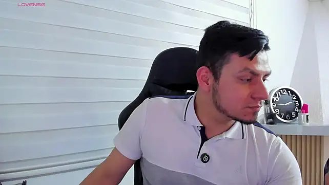 Chat XXX en directo de Rick_Adams