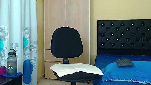 Chatroom XXX en direct de Allan_Peige
