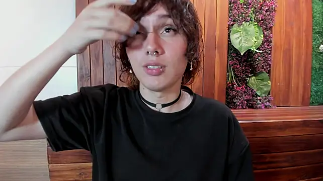 Brunodeluca_のライブXXXチャット