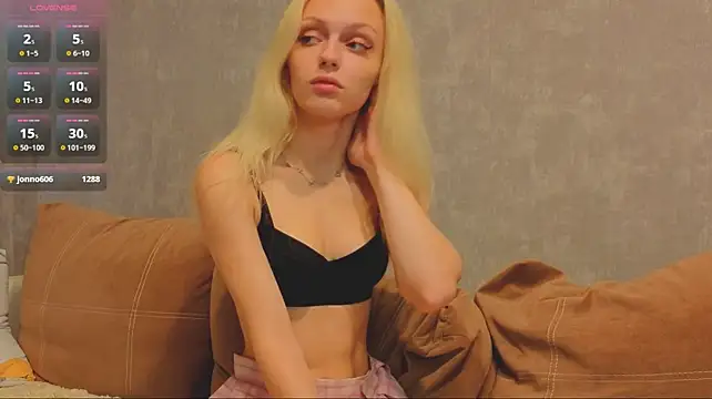 AliceDarsY Chat XXX live