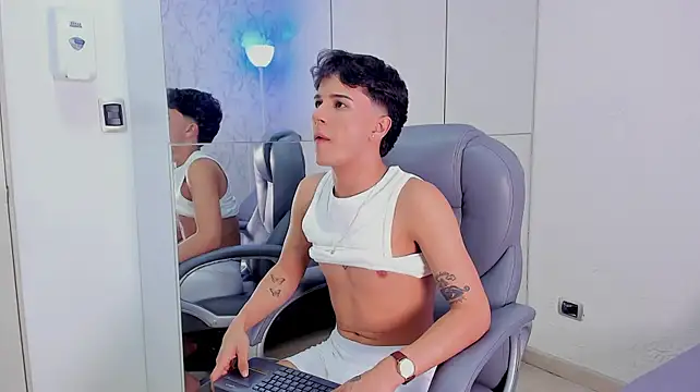 Brady_Simmons Webcam Show