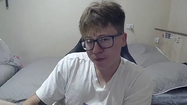 Maxxxgayboy Webcamshow