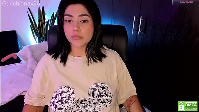 lucy2606 现场XXX聊天