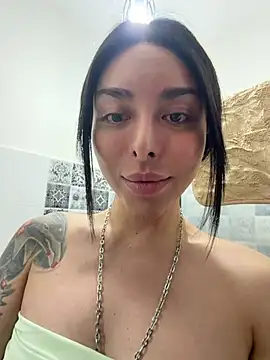 Chatroom XXX en direct de LetisiaRocks