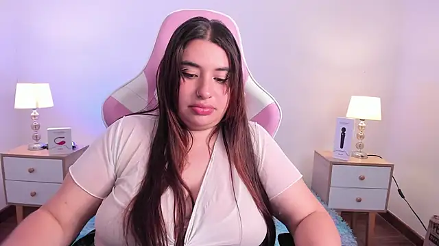 Chatroom XXX en direct de SofyMessy