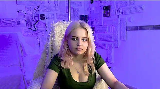 AliceSilvia_ Live XXX-chat