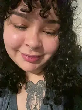 Chat +18 de Kimberliprivv ao vivo
