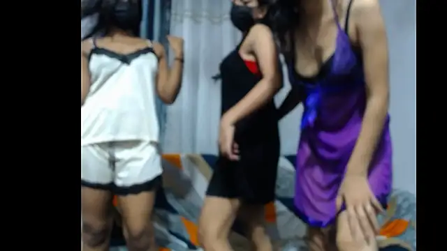 MoonBabes Adlı Modelin Web Kamerası Şovu