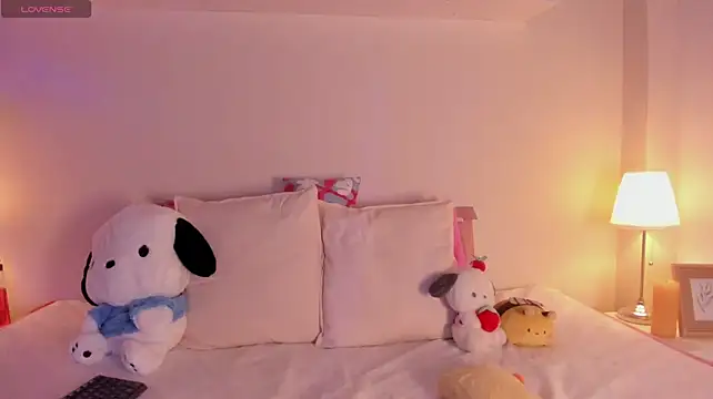 annyy_catt Adlı Modelin Canlı XXX Sohbeti