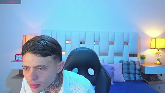 Webkamerová show Zeus_damian21