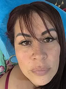 Chat +18 de Natymendoza998 ao vivo