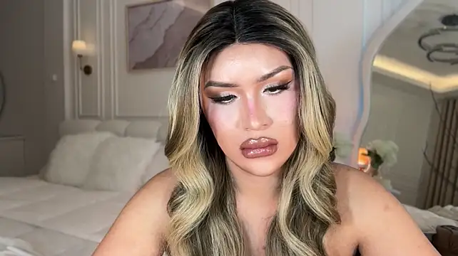 Your_Majesty_Tyra Obrolan Langsung XXX
