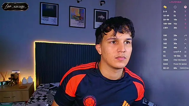 Chat +18 de Leo_Savage_ ao vivo