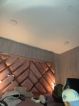 ian_mathias_のライブXXXチャット