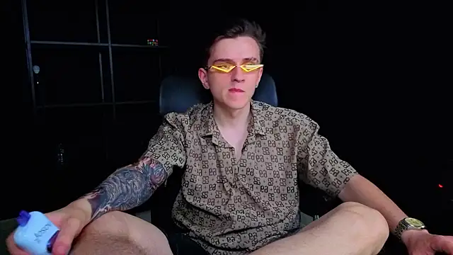 FelixStarkk élő XXX-chatje