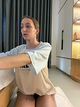 FlexibleDoll_ Adlı Modelin Web Kamerası Şovu