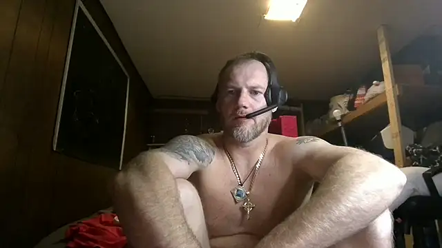 Pokazy przed kamerką – Freakslut007