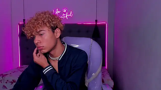 Anyelo_Twink 라이브 XXX 채팅