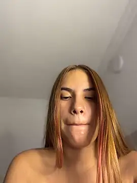 MiiluRosse1 Live XXX-Chat