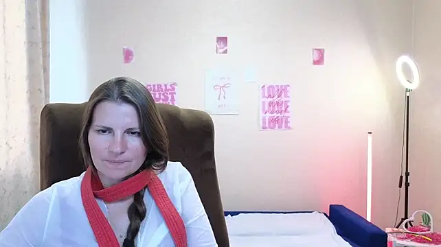 Mirabelle_Velvet's Live XXX Chat