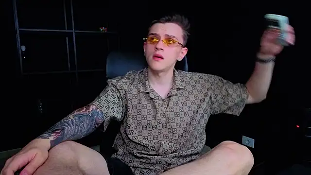 FelixStarkk – Naživo XXX chat