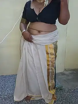 AADHIRA_Tamil_Mallu Chat XXX in diretta
