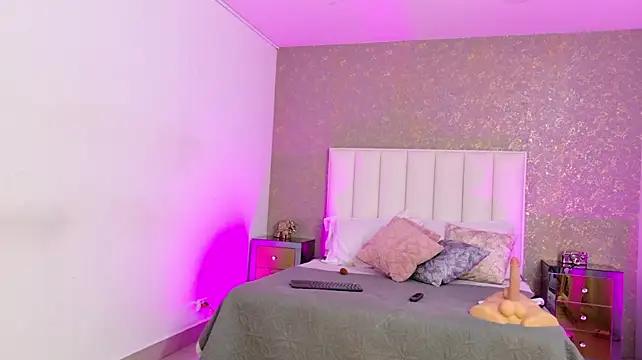 צ'אט XXX בשידור חי של AmyRider_
