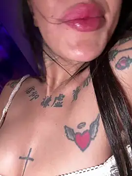 VellaLuxx Live XXX-Chat