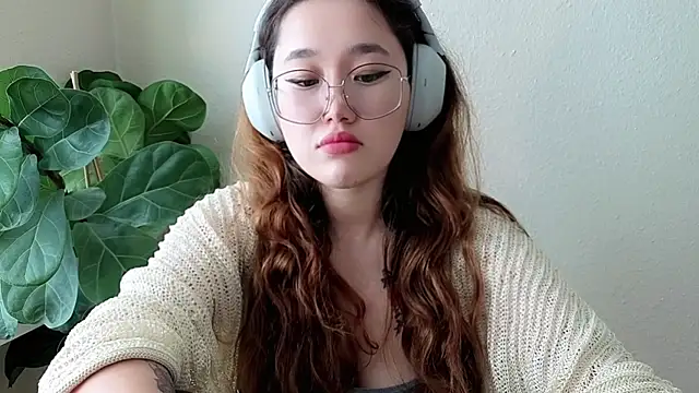 Jennatyan 现场XXX聊天