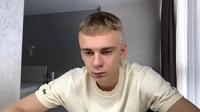 Вебкам-шоу SoloFury