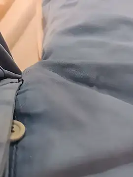 djidji13's Webcam Show