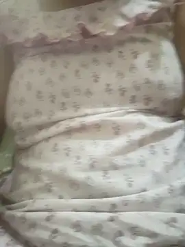 Bong_Puspa লাইভ XXX চ্যাট