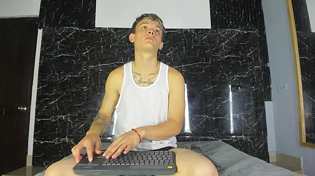 Robinlion91 – Naživo XXX chat