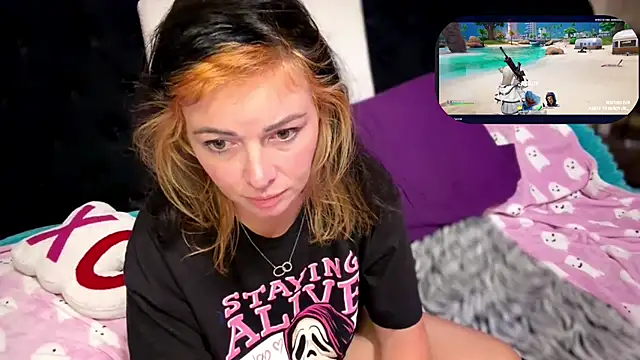 MarlaFknSinger's Live XXX Chat