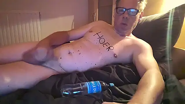kinkyslet8 webcam show