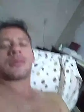 Show modela DanieL_22ko na web-kameri