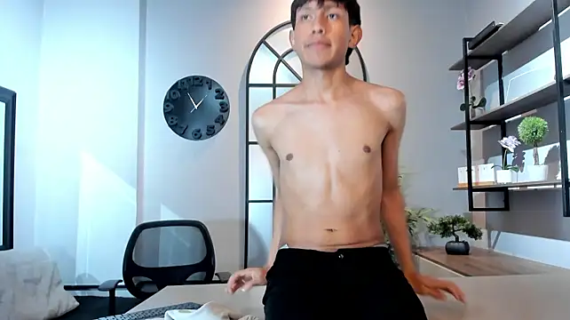 Pierre_Leroy_ Live XXX-Chat
