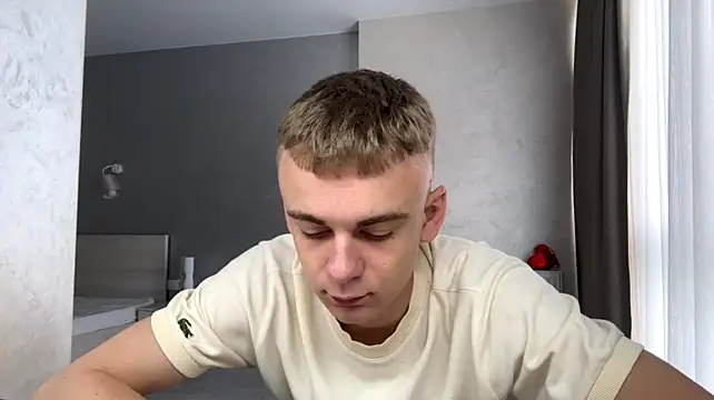 SoloFury Pertunjukan Webcam