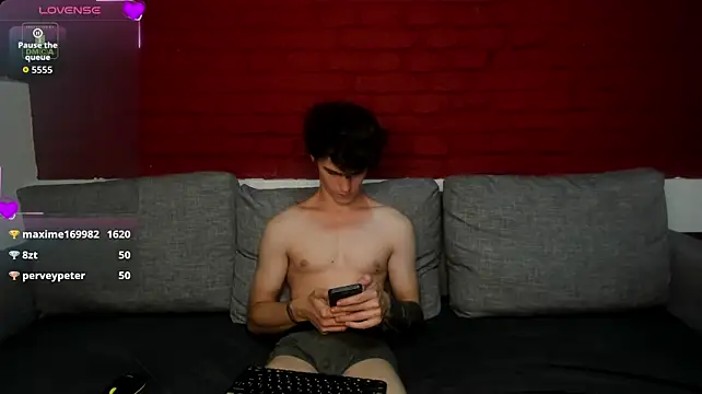 Adam_Porrter Pertunjukan Webcam